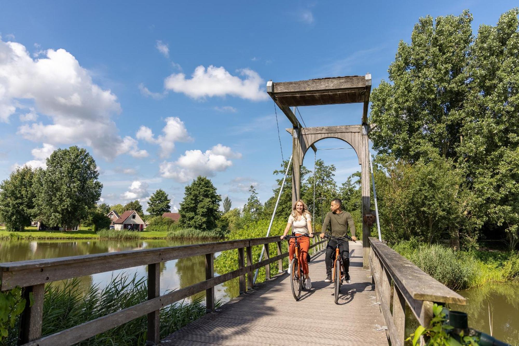 Center Parcs Sandur Еммен Екстер'єр фото